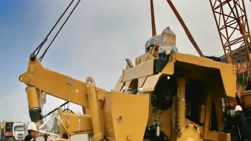 延時(shí)拍攝,巨型礦用工程機(jī)械組裝過(guò)程,組裝本身就是一個(gè)大工程